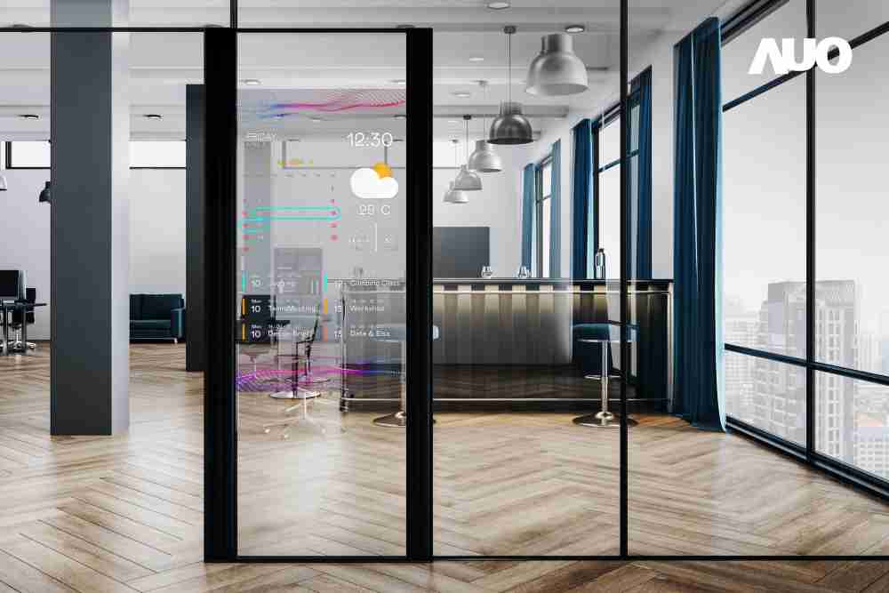 60吋Micro LED透明窗屏显示器，，，，可依需求调整并延伸应用于不同场域，，，，包括汽车侧窗或家庭玄关、、智慧橱窗、、商业展示等面向，，，提供丰富的信息娱乐内容