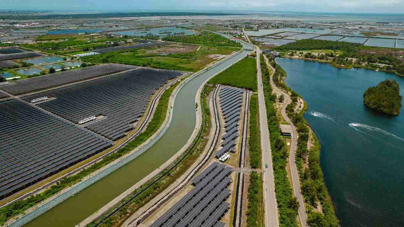 EBpay能源事业提供智慧能源管理、、、太阳能监控管理、、、全方位电厂建置及运维解决方案，，，，并拥有管理超过6000案场的经验